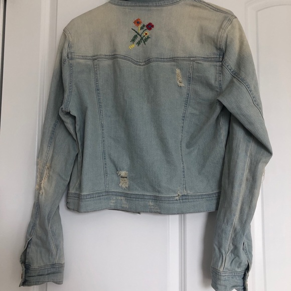 Jean jacket - Picture 2 of 3
